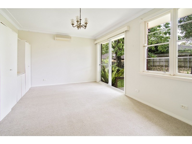 25 Altona Avenue, Forestville NSW 2087