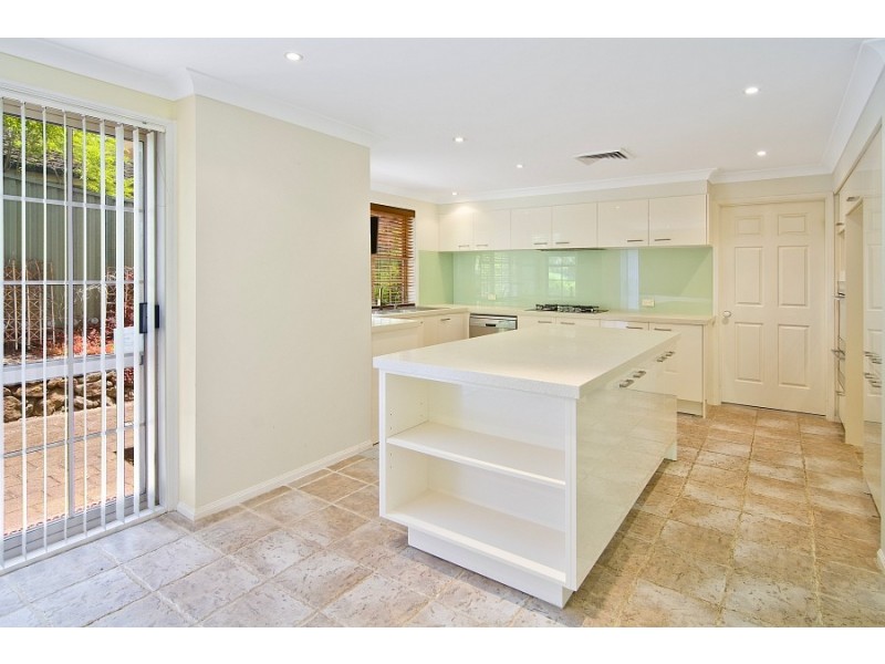 31 Lawson Parade, St Ives NSW 2075