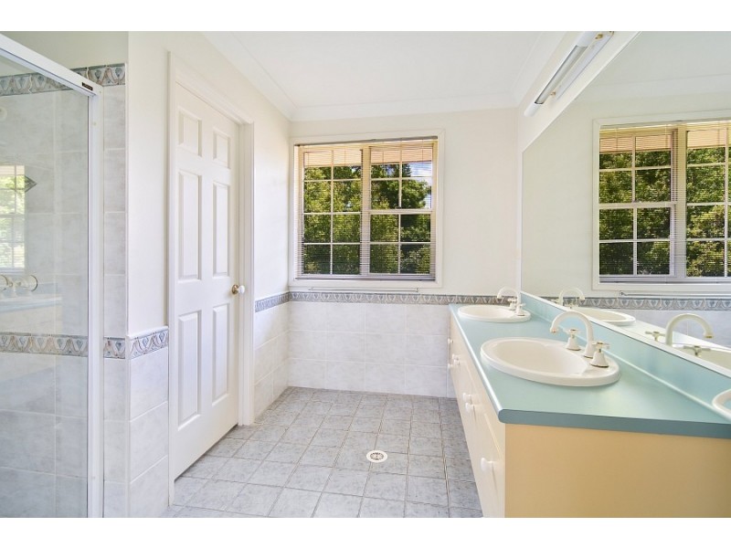 31 Lawson Parade, St Ives NSW 2075