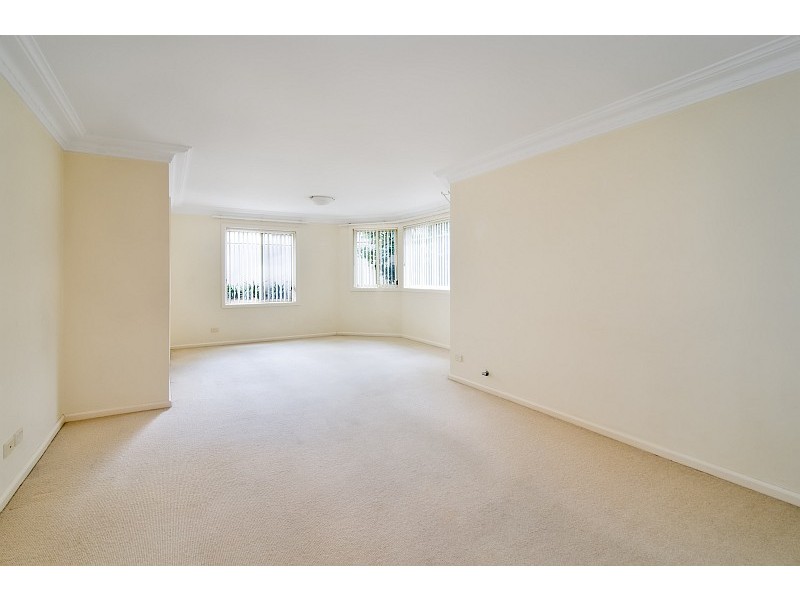 4 Willunga Crescent, Forestville NSW 2087