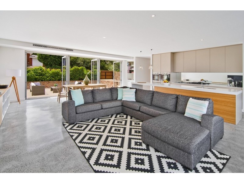 105 Arthur Street, Forestville NSW 2087