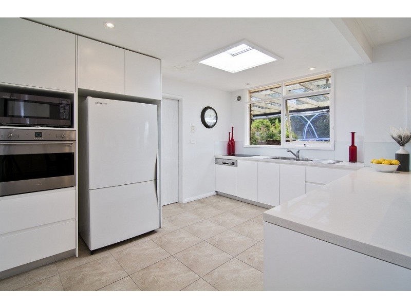 15 Lockwood Avenue, Frenchs Forest NSW 2086