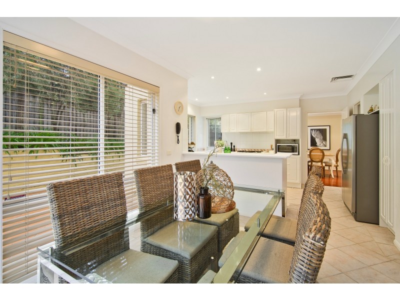 6 Carnarvon Drive, Frenchs Forest NSW 2086