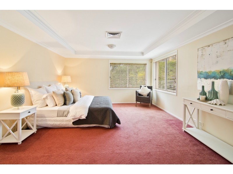 6 Carnarvon Drive, Frenchs Forest NSW 2086