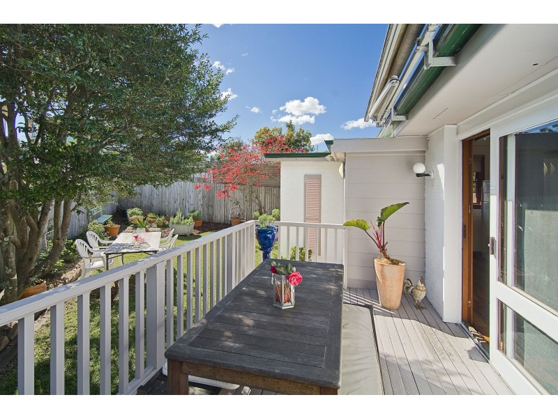 10 Willunga Crescent, Forestville NSW 2087