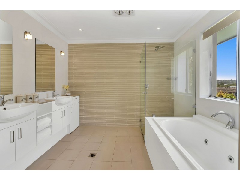 38 Milham Crescent, Forestville NSW 2087