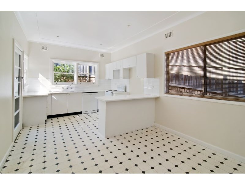 793 Warringah Road, Forestville NSW 2087