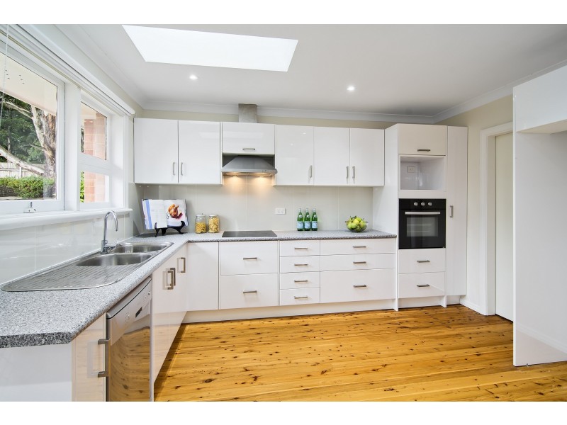 4 Bangalla Place, Forestville NSW 2087