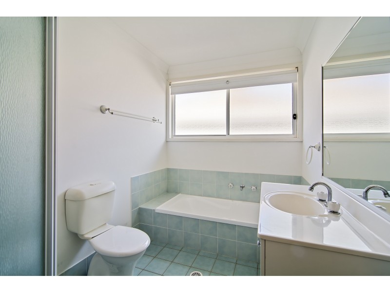 2/4 Tyrone Avenue, Forestville NSW 2087