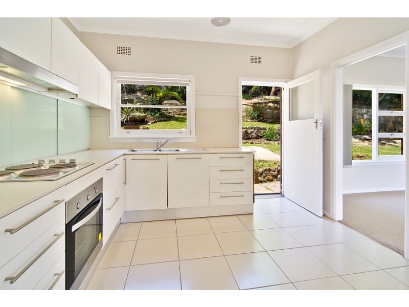 16 Angophora Crescent, Forestville NSW 2087