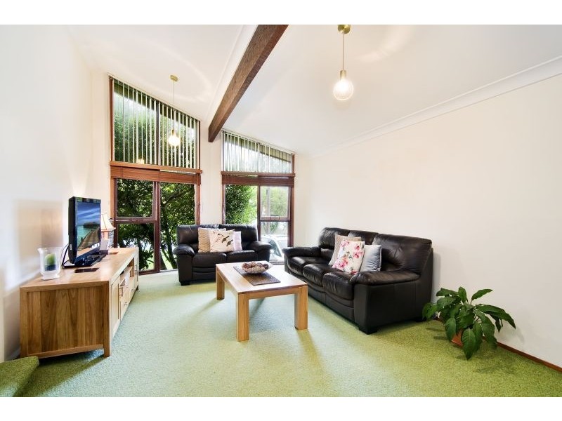 6 Sanananda Avenue, Allambie Heights NSW 2100