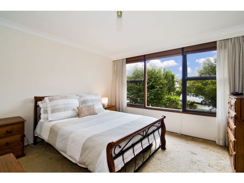 6 Sanananda Avenue, Allambie Heights NSW 2100