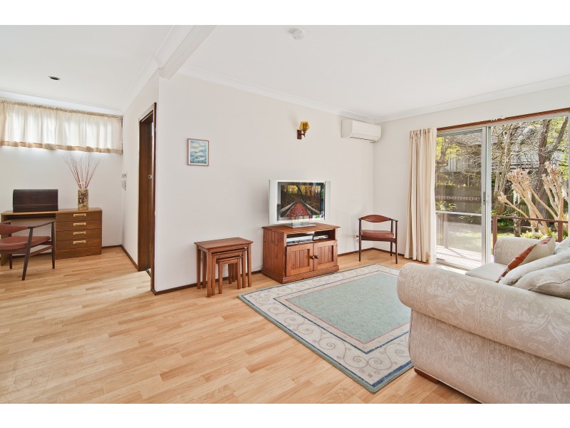 8 Ryrie Avenue, Forestville NSW 2087