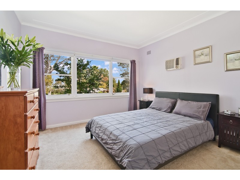 8 Ryrie Avenue, Forestville NSW 2087