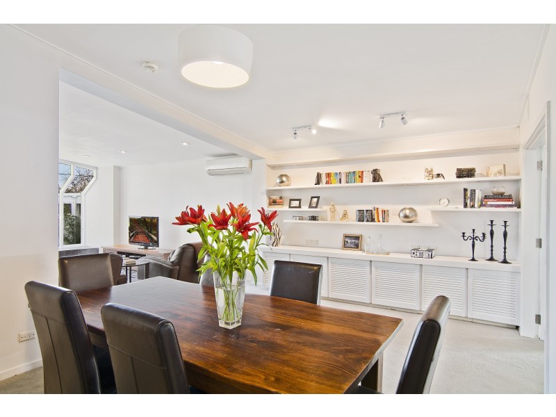 6 Angel Place, Forestville NSW 2087