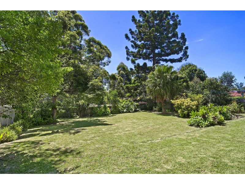 13 Bentley Avenue, Forestville NSW 2087