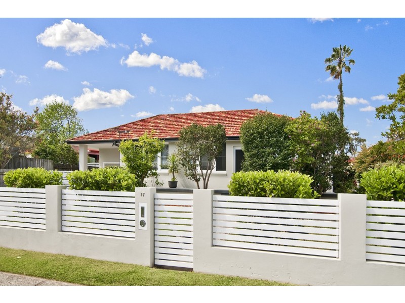 17 Walkom Avenue, Forestville NSW 2087