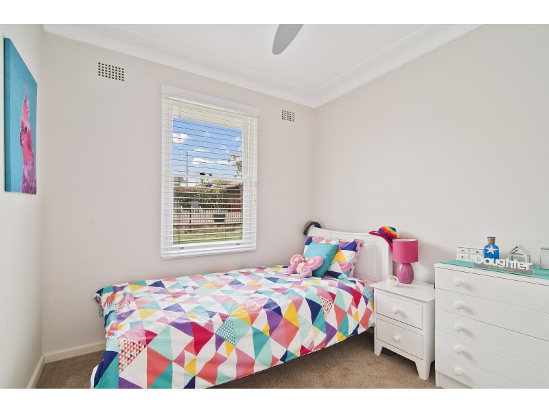 17 Walkom Avenue, Forestville NSW 2087