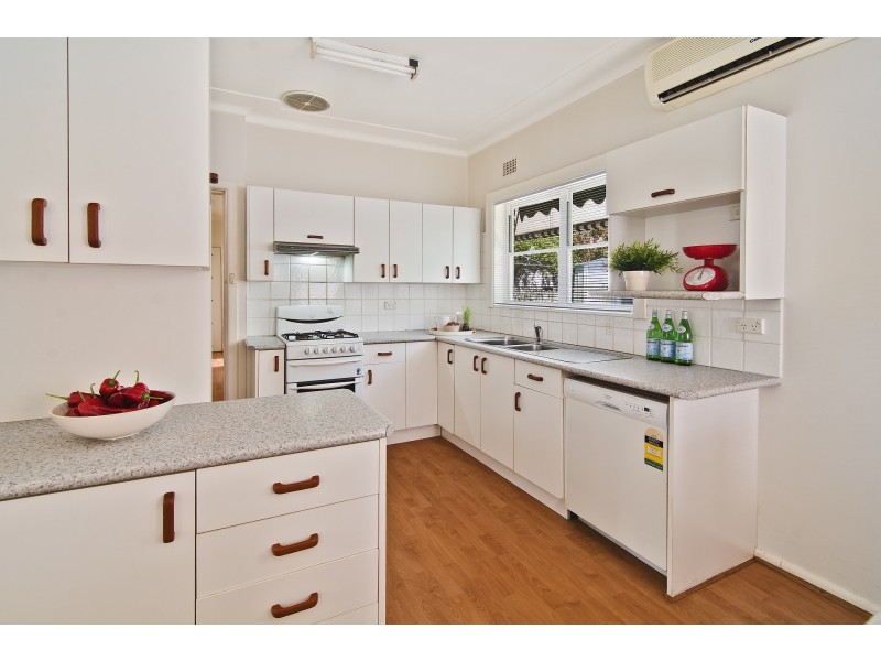 5 Calca Crescent, Forestville NSW 2087