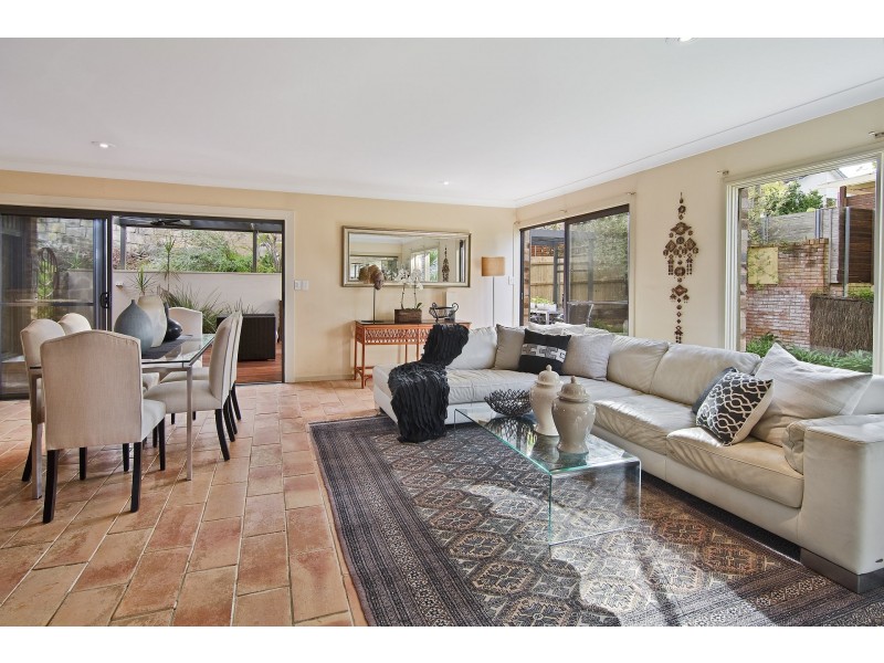 8 Mayo Place, Killarney Heights NSW 2087