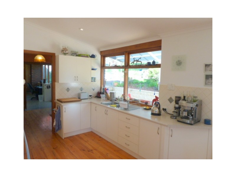26 Hillsdale ave, Coromandel Valley SA 5051