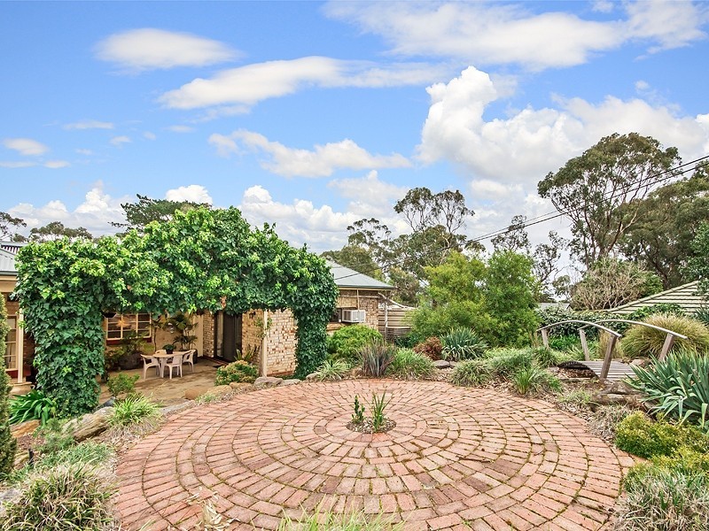 27 Parham Road, Eden Hills SA 5050