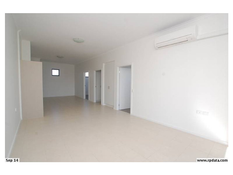 8/2 Grey Box Avenue, Noarlunga Centre SA 5168