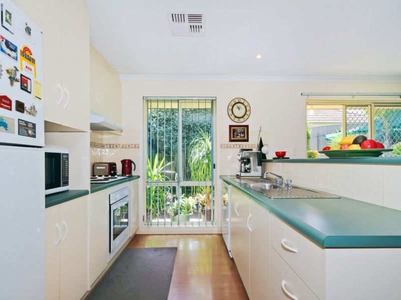 68 Sandalwood Crescent, Flagstaff Hill SA 5159