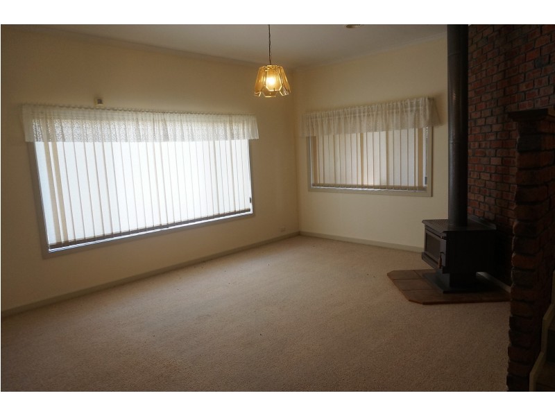 27 Broadmeadow Drive, Flagstaff Hill SA 5159