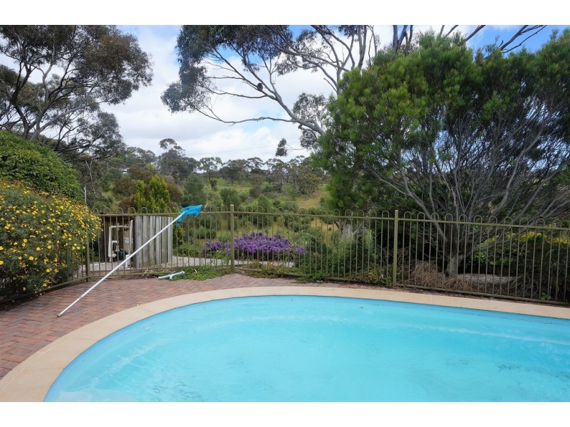 27 Broadmeadow Drive, Flagstaff Hill SA 5159