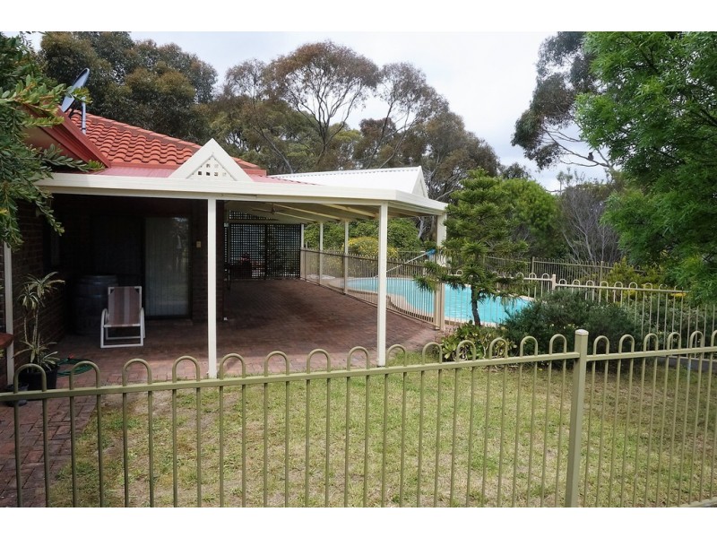 27 Broadmeadow Drive, Flagstaff Hill SA 5159