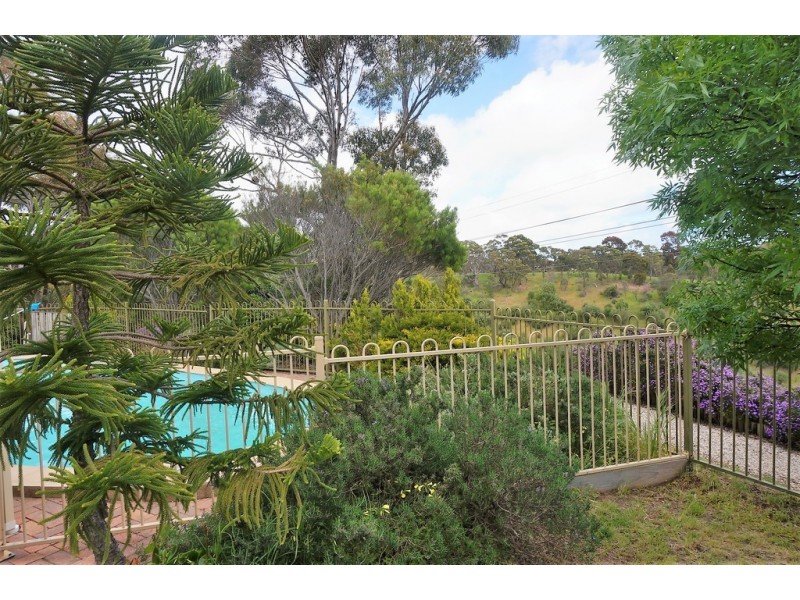 27 Broadmeadow Drive, Flagstaff Hill SA 5159