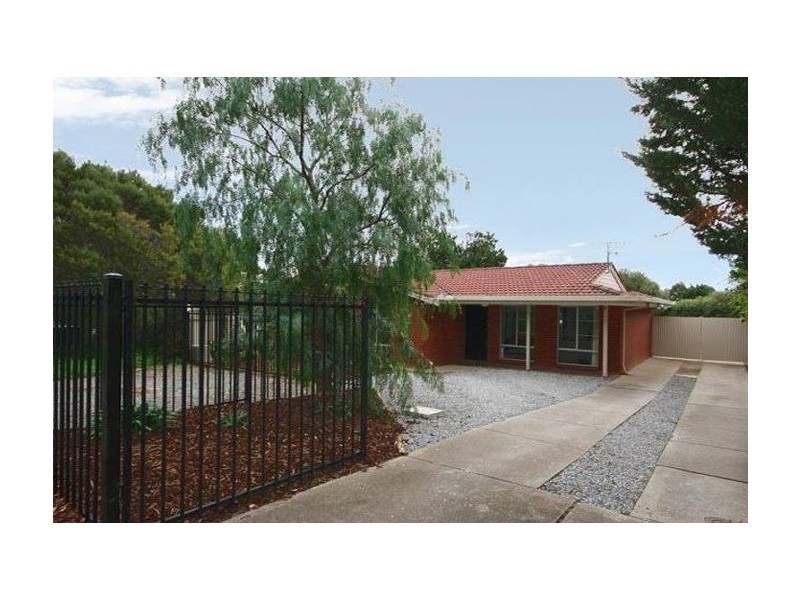 13 Montreal Street, Morphett Vale SA 5162