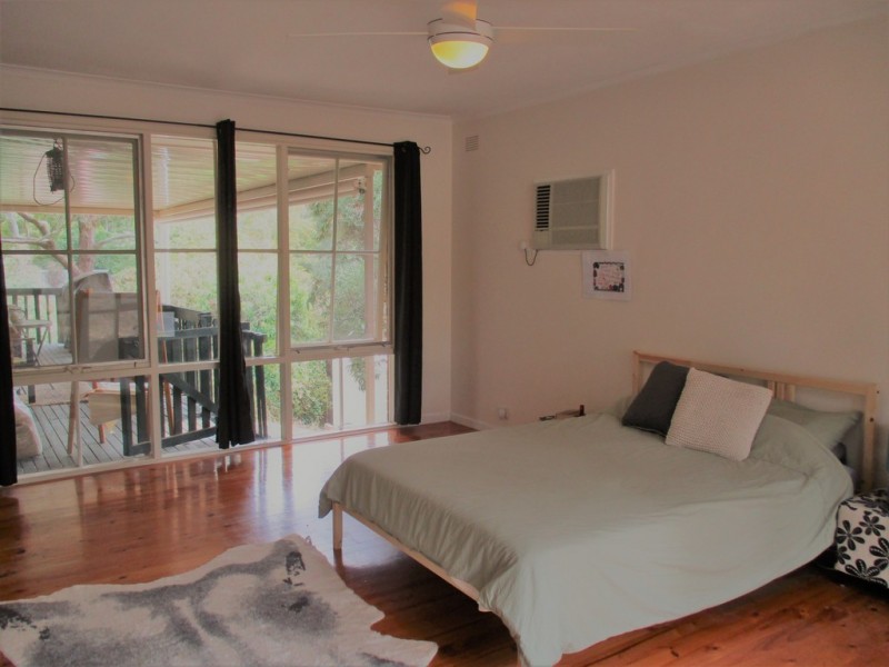 20 Oakdene Crescent, Coromandel Valley SA 5051