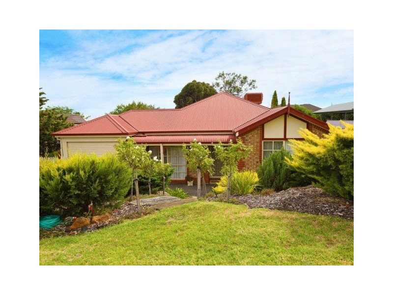 35 Greenfield Rise, Aberfoyle Park SA 5159