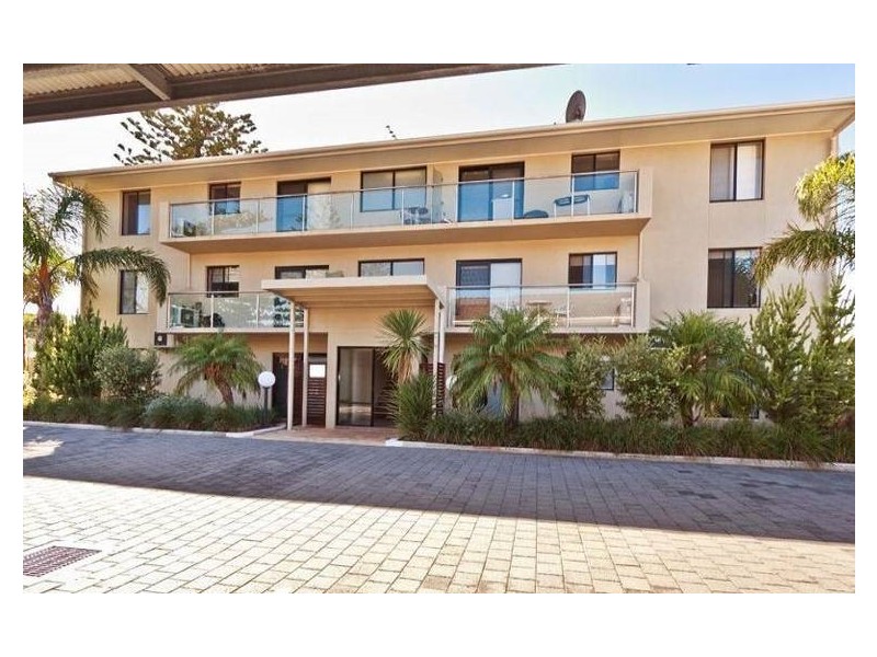 15/18 Broadway, Glenelg South SA 5045