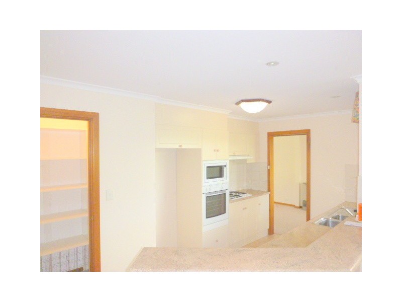 8 Plymouth ave, Coromandel Valley SA 5051