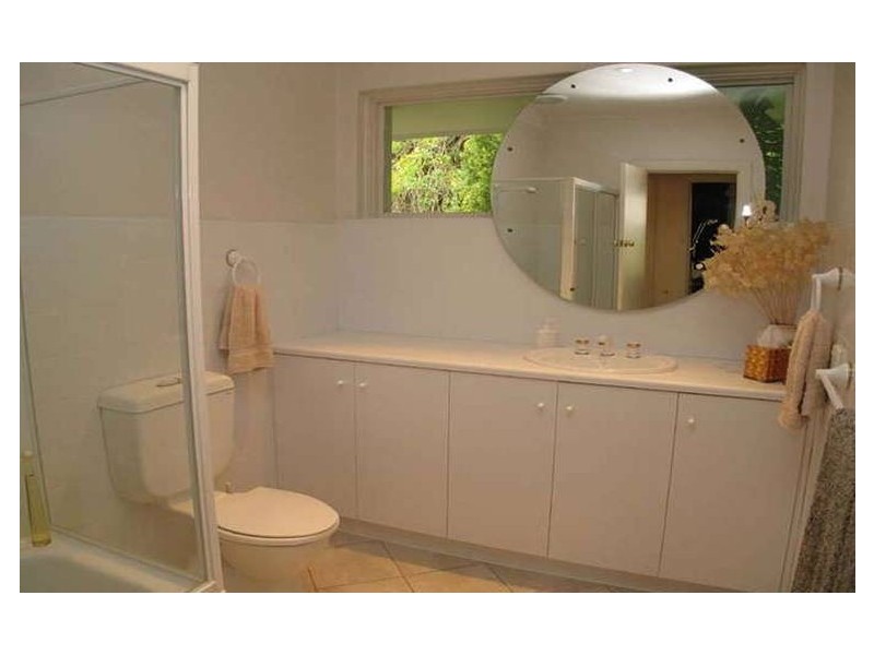 32 Ridgehaven Drive, Bellevue Heights SA 5050