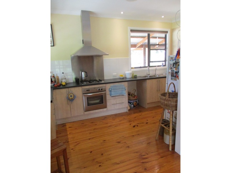 7 Mountain Road, Eden Hills SA 5050