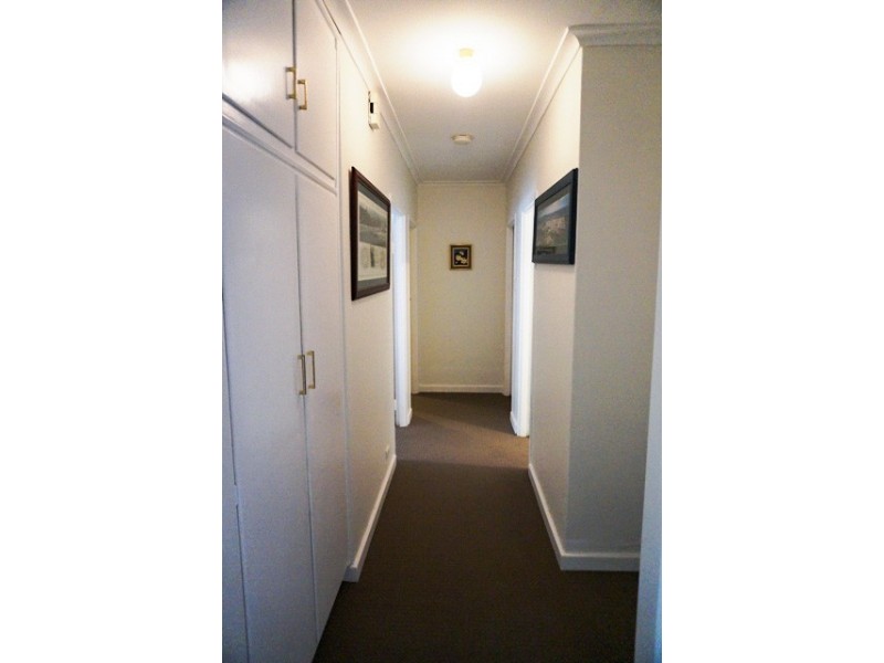 1/9 Broadway, Glenelg SA 5045