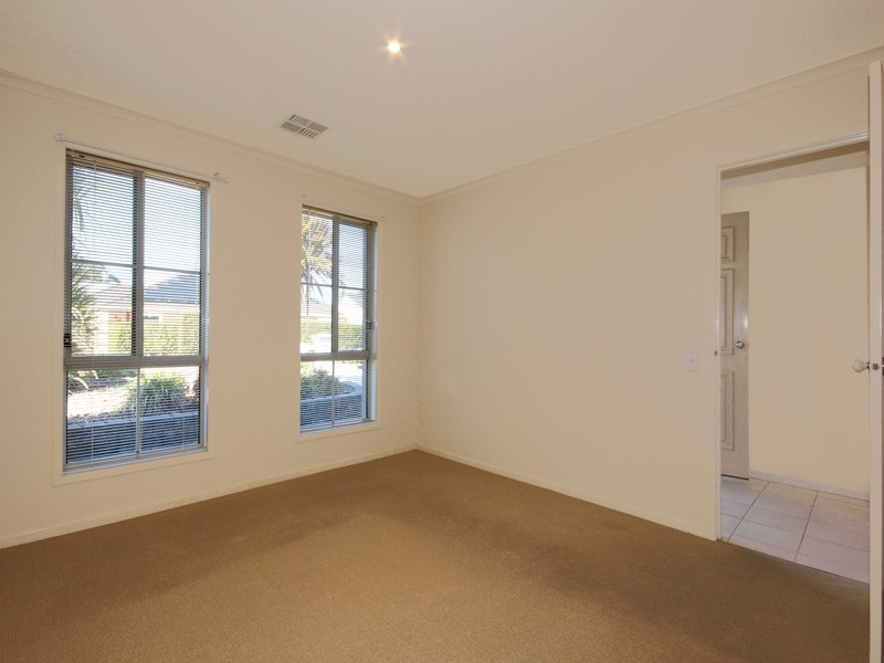 14 Niklaus Court, Flagstaff Hill SA 5159