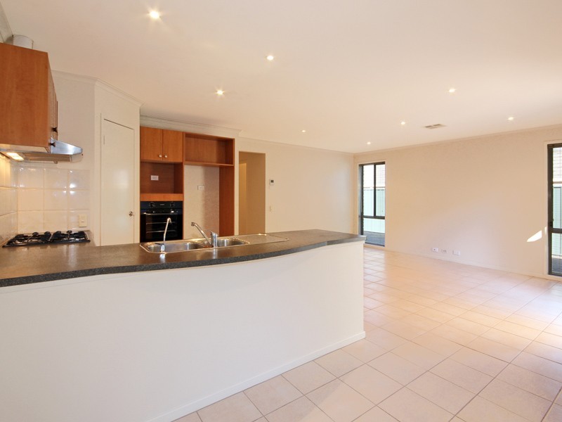 14 Niklaus Court, Flagstaff Hill SA 5159