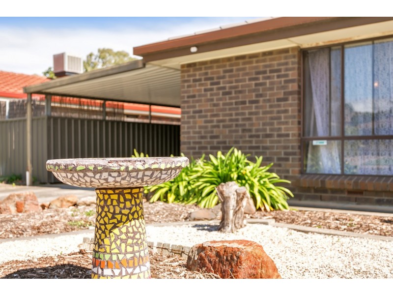 20 Jade Crescent, Happy Valley SA 5159