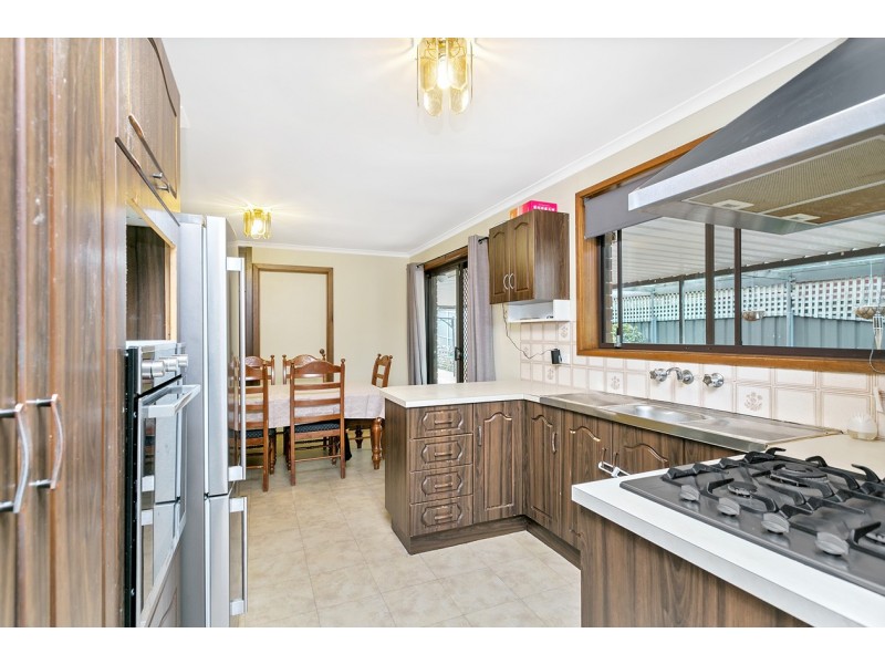 20 Jade Crescent, Happy Valley SA 5159