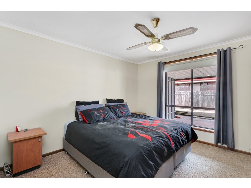 20 Jade Crescent, Happy Valley SA 5159