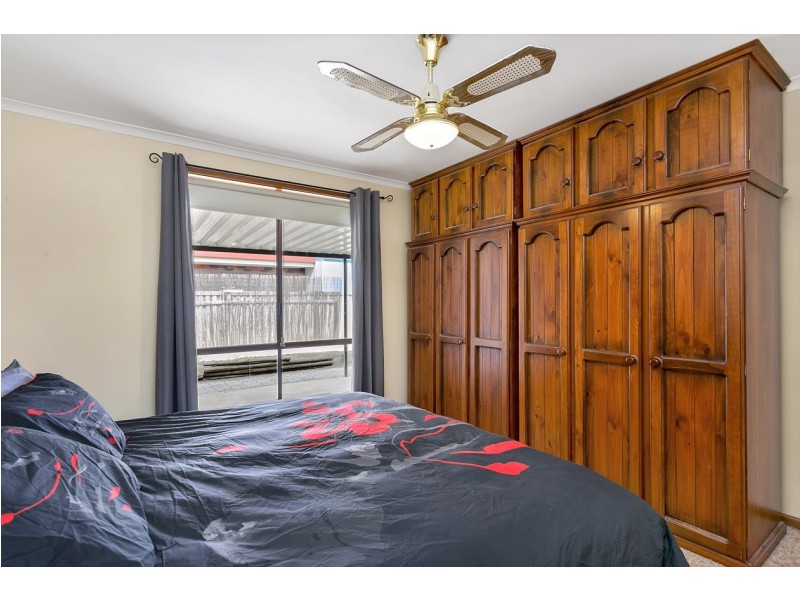 20 Jade Crescent, Happy Valley SA 5159