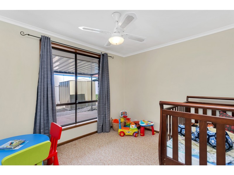 20 Jade Crescent, Happy Valley SA 5159