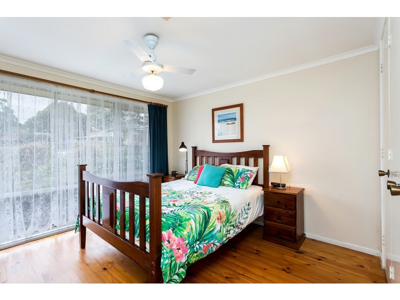 4 Woodhall Drive, Happy Valley SA 5159