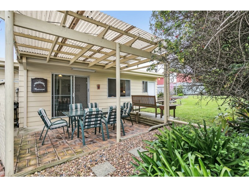 4 Woodhall Drive, Happy Valley SA 5159
