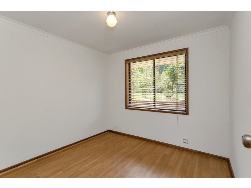 14 Hoyle Court, Flagstaff Hill SA 5159